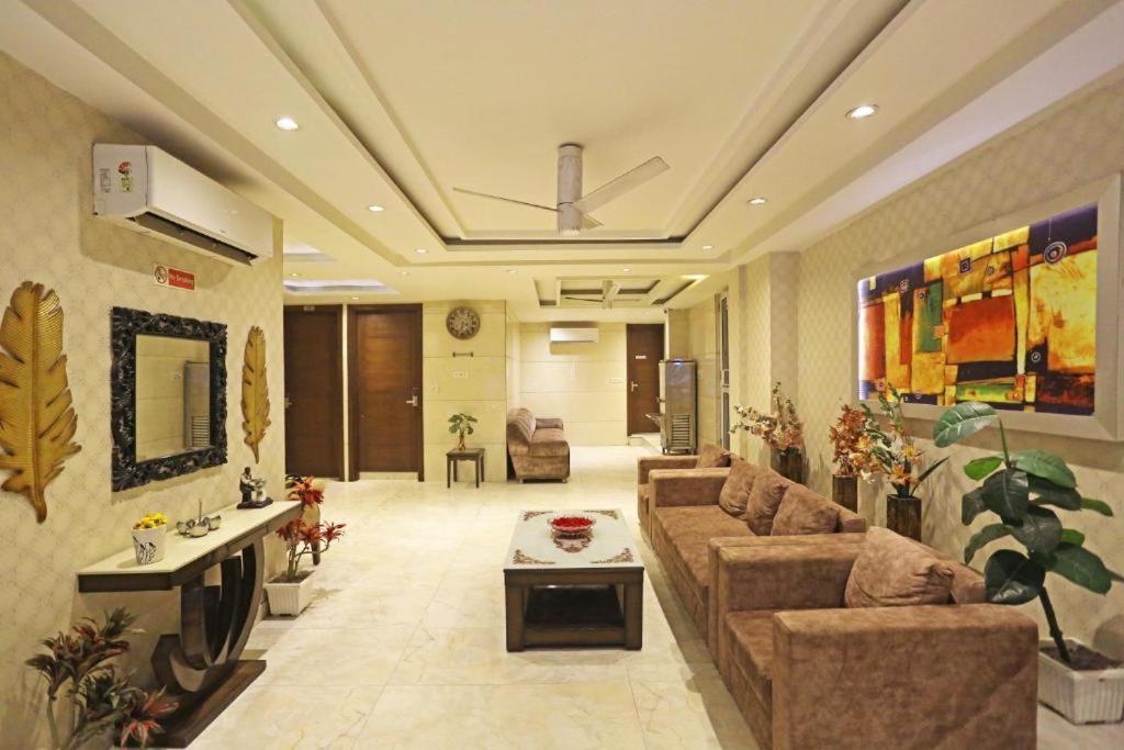 ניו דלהי Hotel Urban Luxury מראה חיצוני תמונה