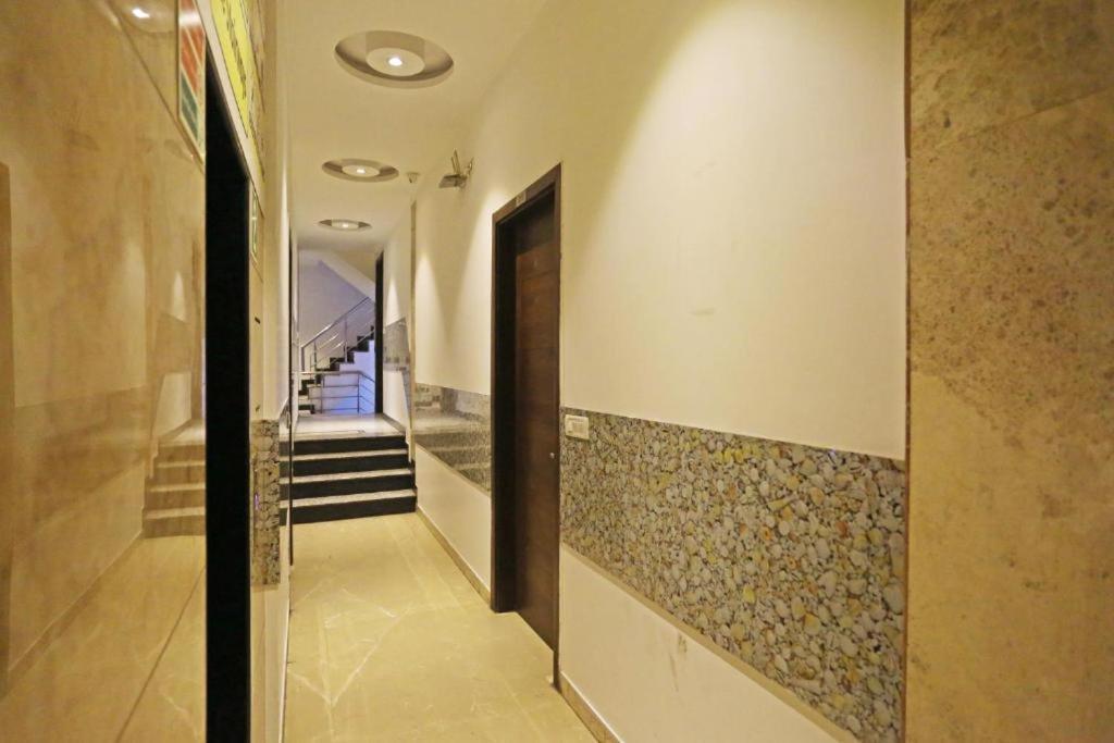 ניו דלהי Hotel Urban Luxury מראה חיצוני תמונה
